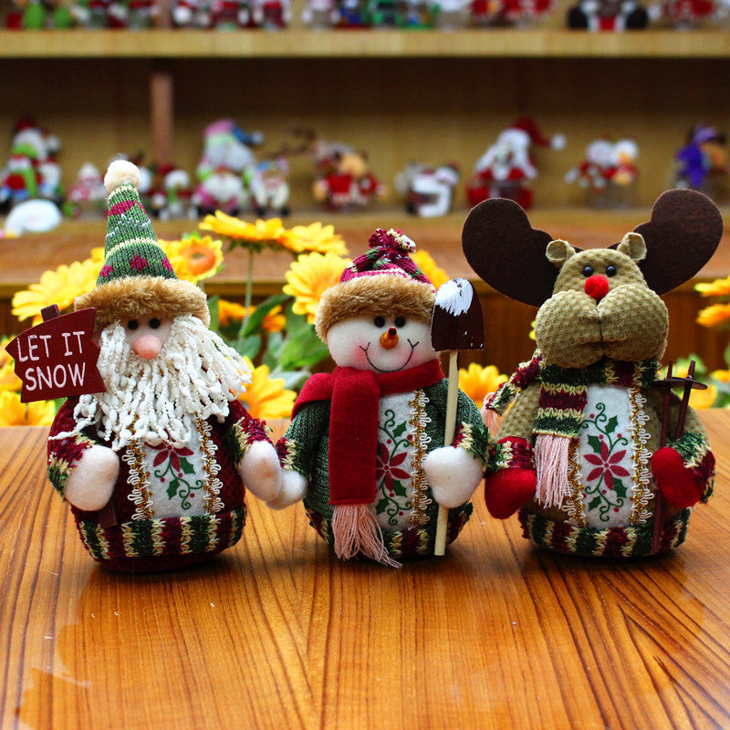 Flannel Christmas snowmen decorations in red, green, and white, size 18x13cm.