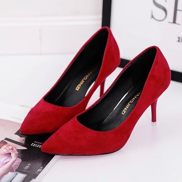 Pure color red high heels, casual design, shallow mouth style.