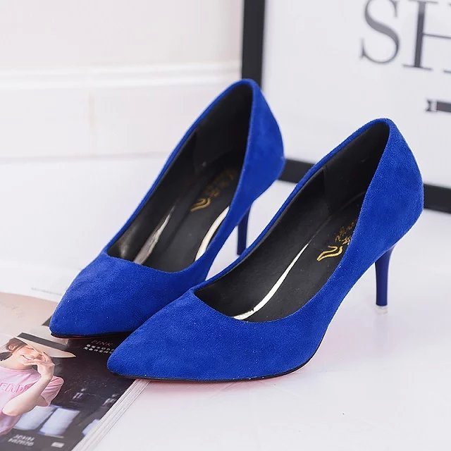 Blue high heels, pure color, casual style, shallow mouth design.