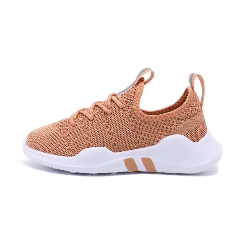 Kids' lightweight sports shoes with breathable fly knit design and MD sole.