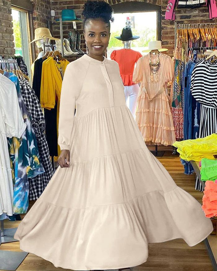 Autumn 2023 women's loose-fit short sleeve casual dress in a fashion boutique.