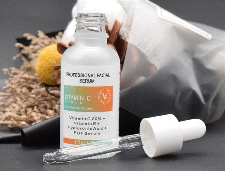 Organic Vitamin C Face Serum with Hyaluronic Acid and Vitamin E, 30ml bottle.