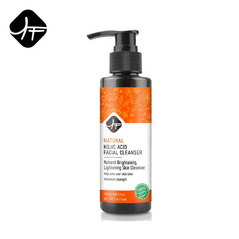 Natural face wash set with Kojic acid and Vitamin C, 150ml bottle.