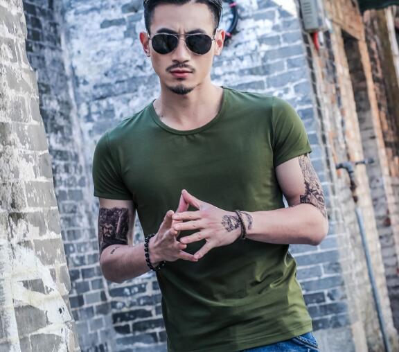 Mens Lightweight Summer T-Shirt in green short-sleeve design