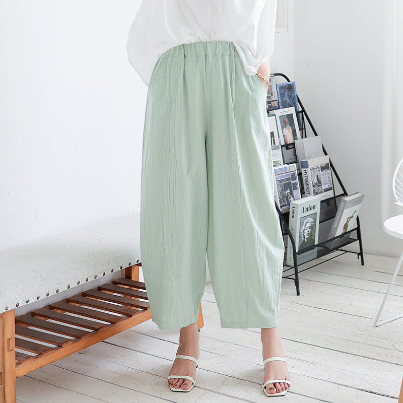 Womens Plus Size Lantern Trousers in green with a relaxed full length silhouette